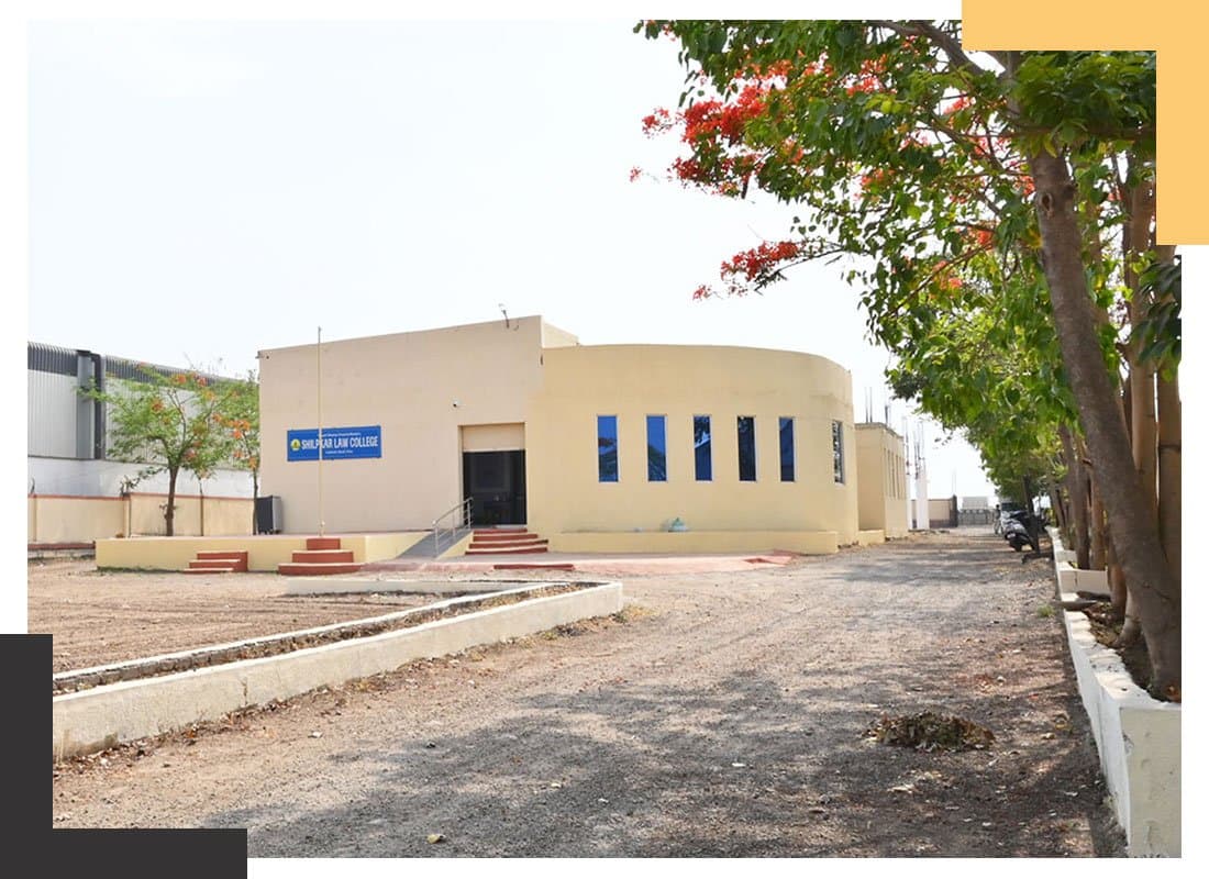 Shilpkar Law College campus